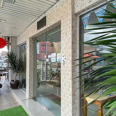 Coop Hotel Кангар Екстериор снимка