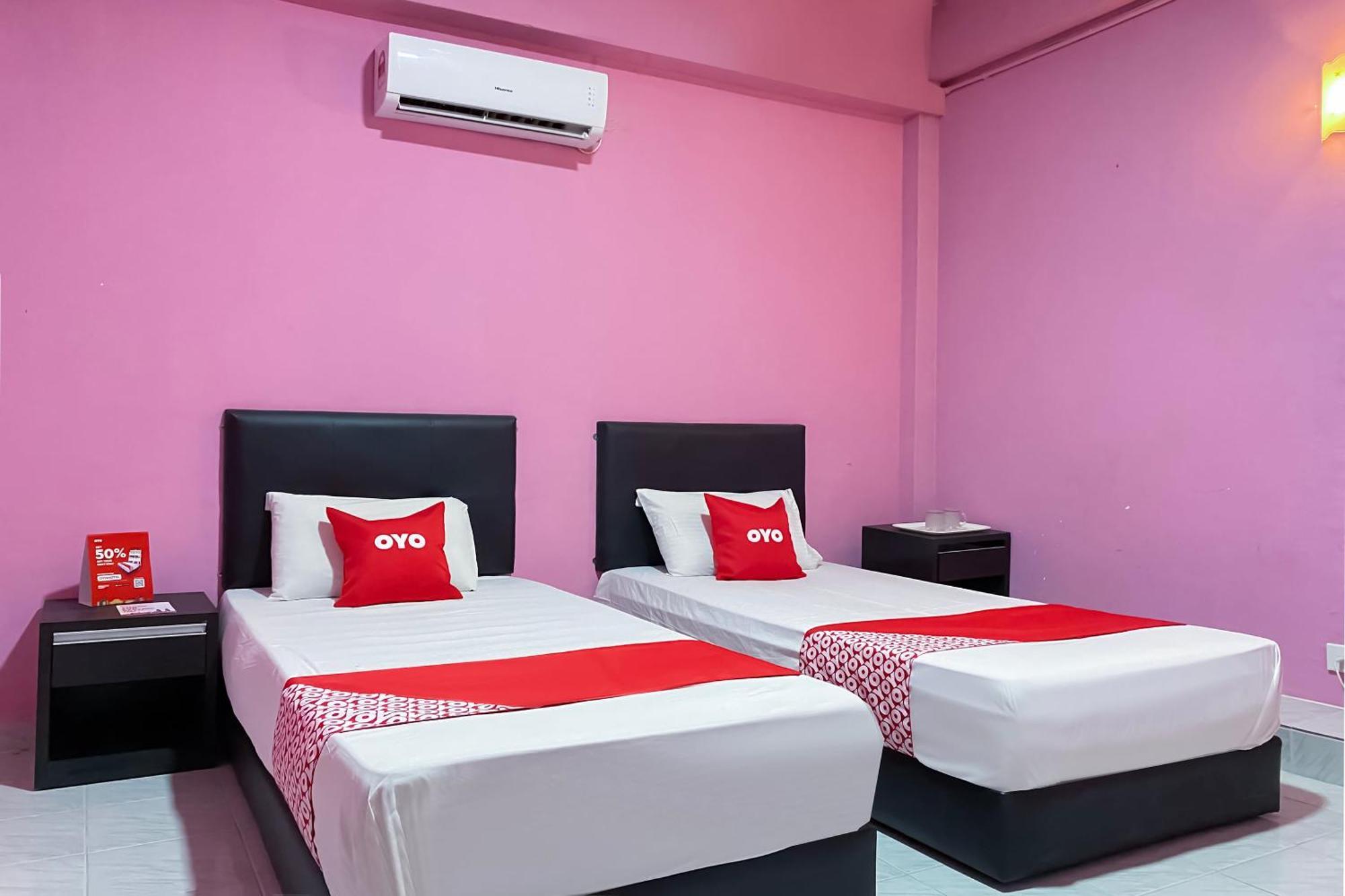 Coop Hotel Кангар Екстериор снимка
