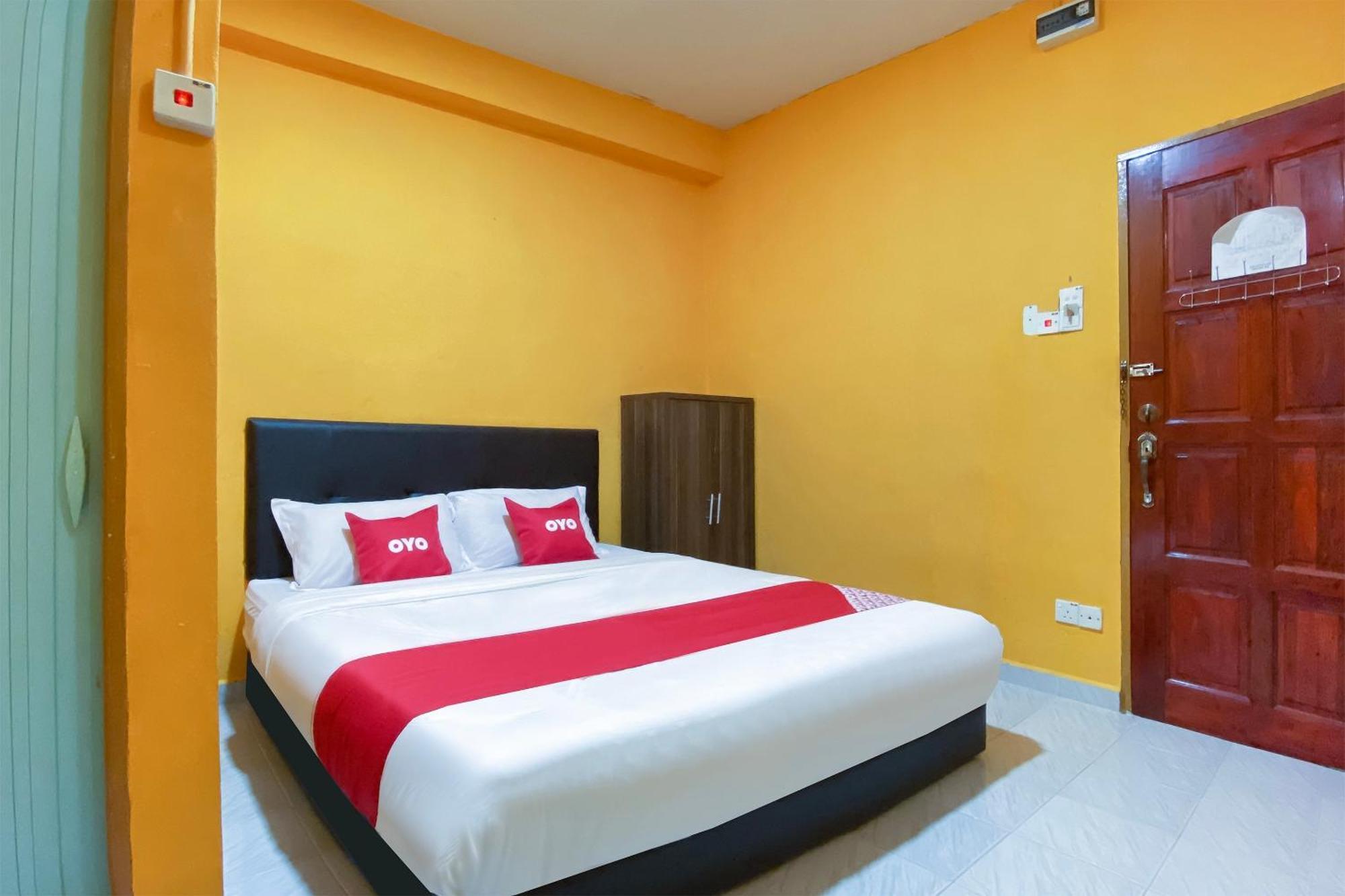 Coop Hotel Кангар Екстериор снимка