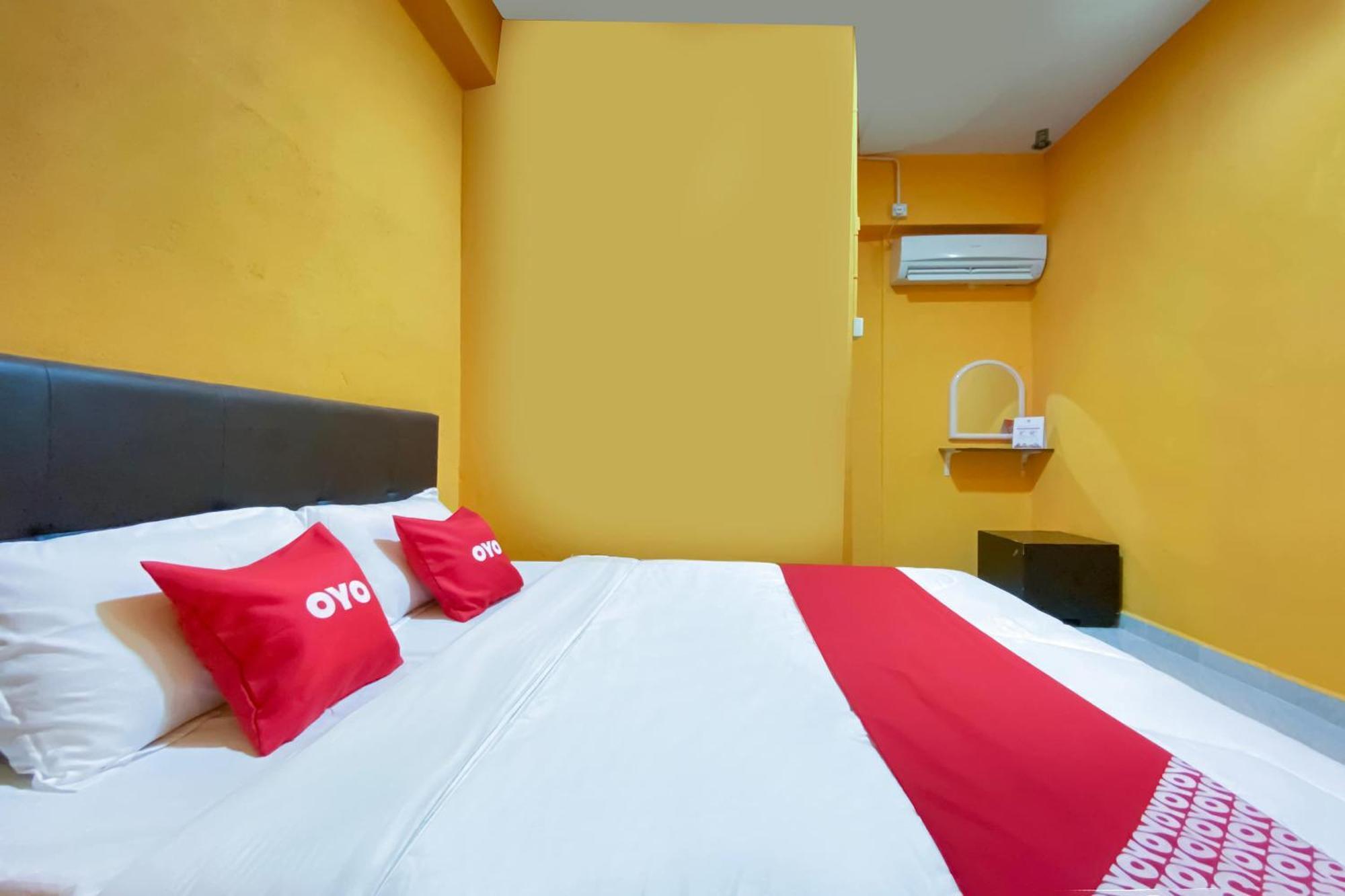 Coop Hotel Кангар Екстериор снимка