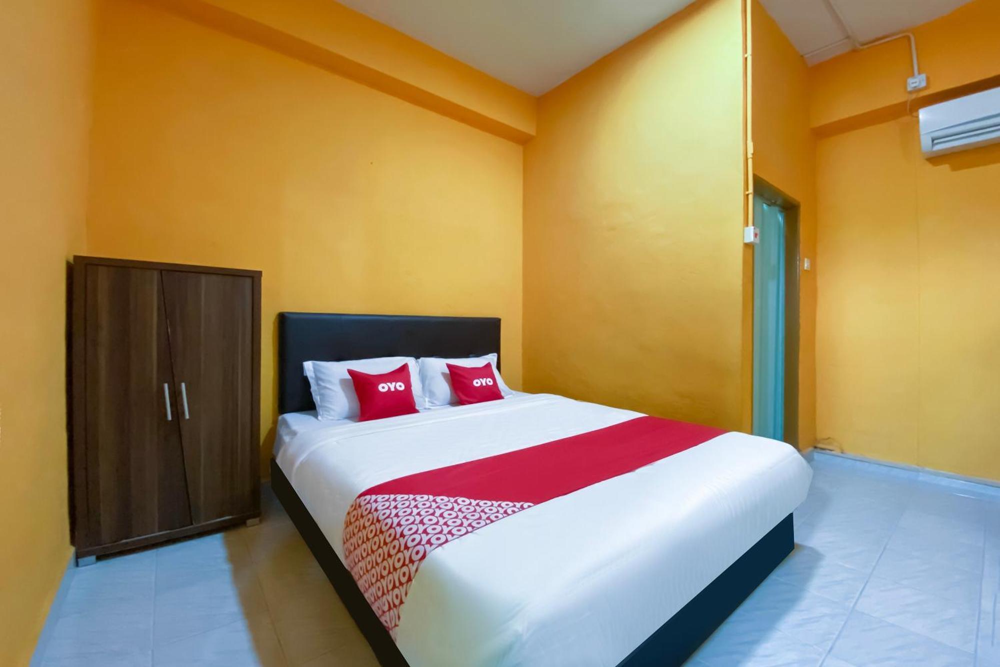 Coop Hotel Кангар Екстериор снимка