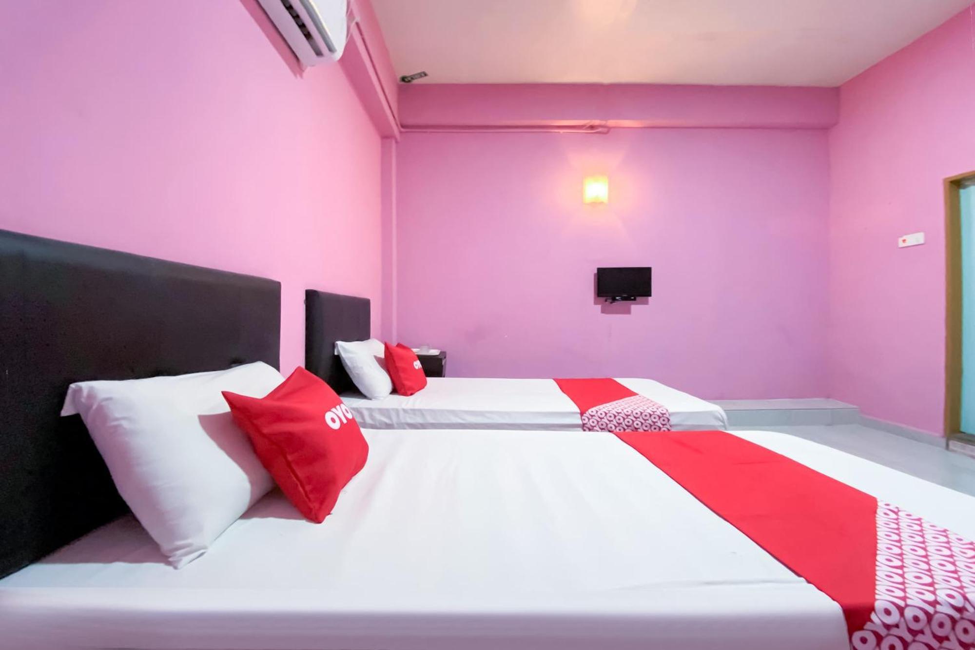 Coop Hotel Кангар Екстериор снимка