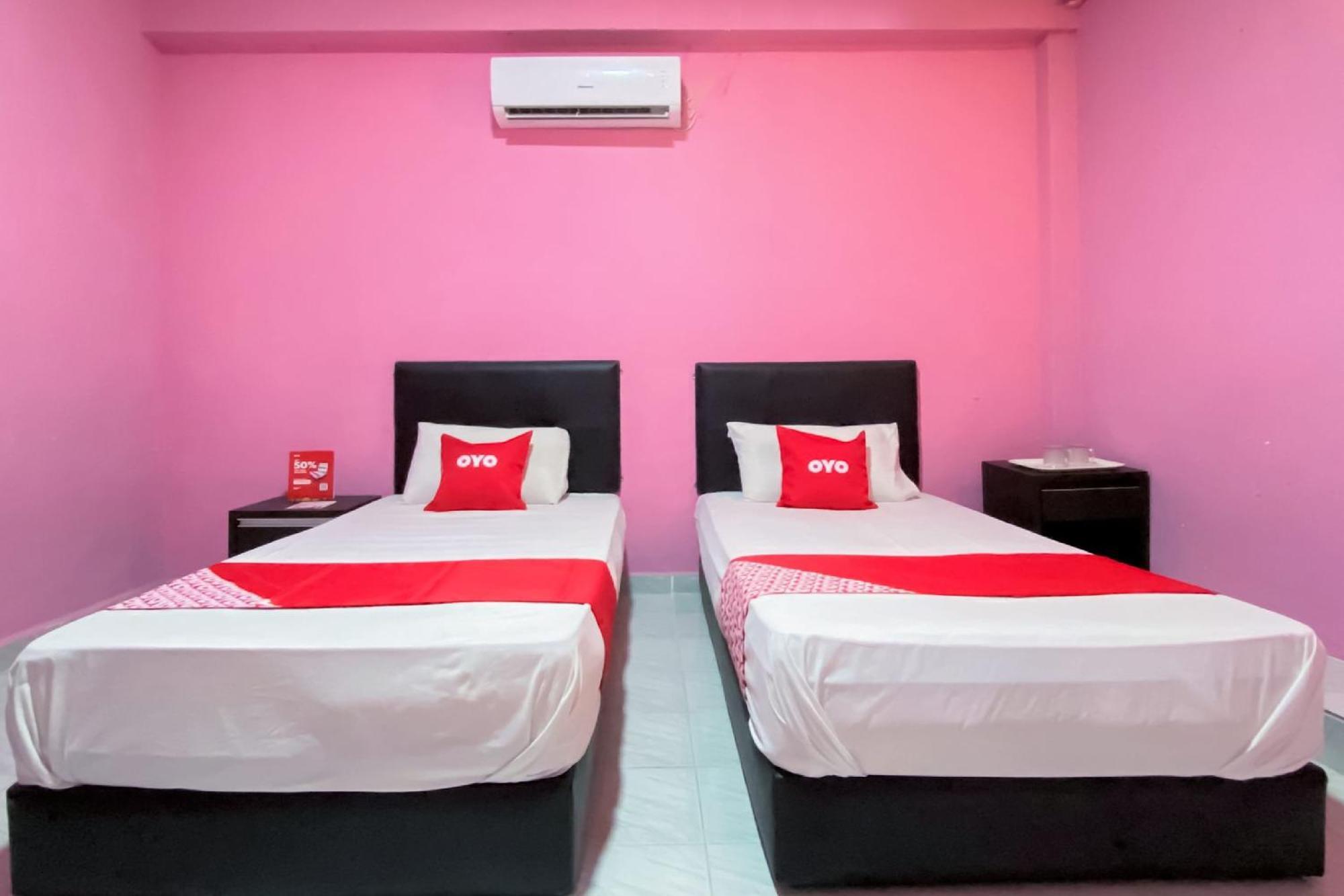Coop Hotel Кангар Екстериор снимка