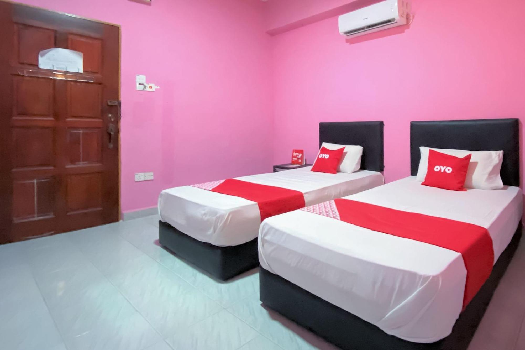 Coop Hotel Кангар Екстериор снимка