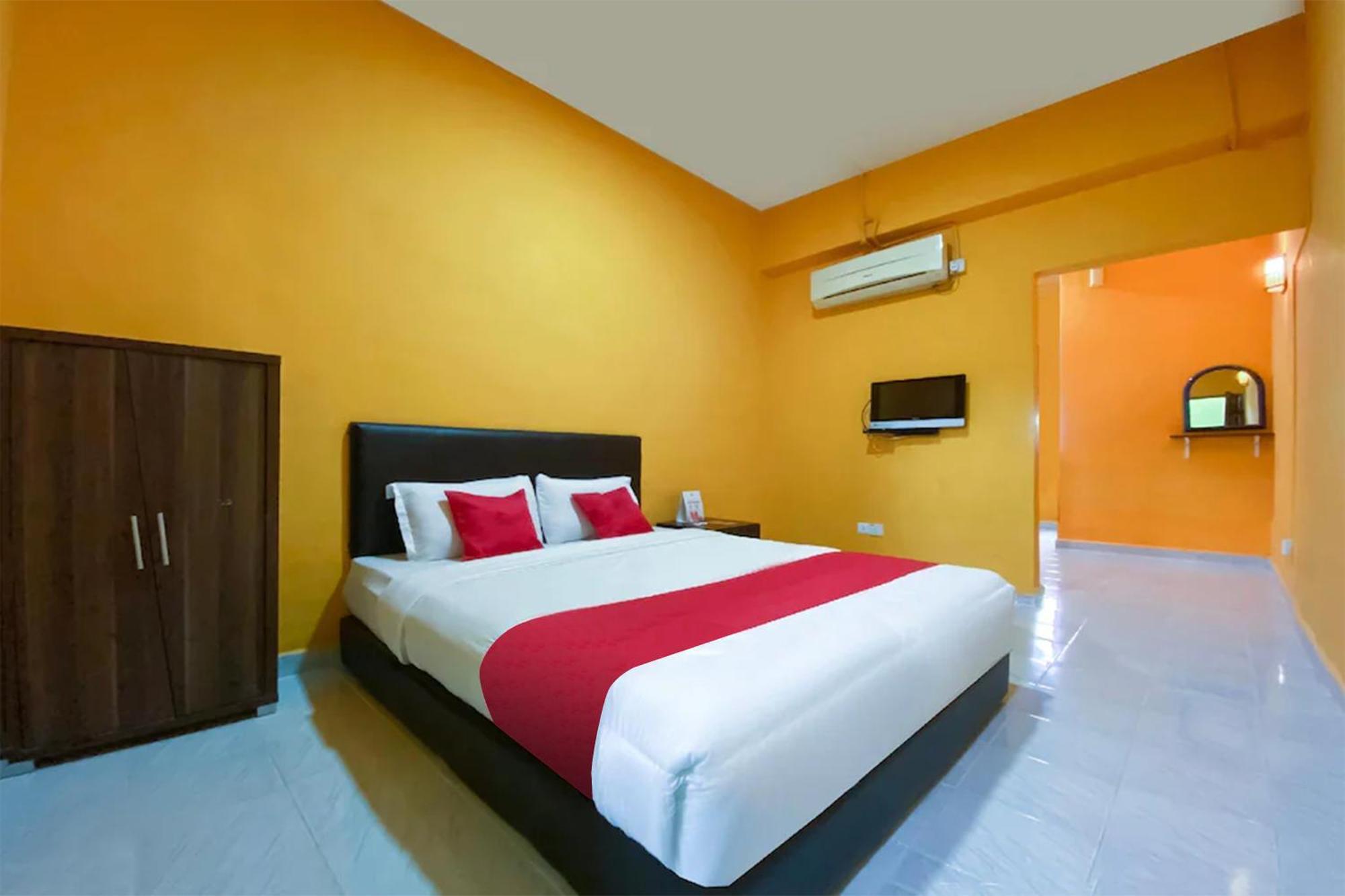 Coop Hotel Кангар Екстериор снимка