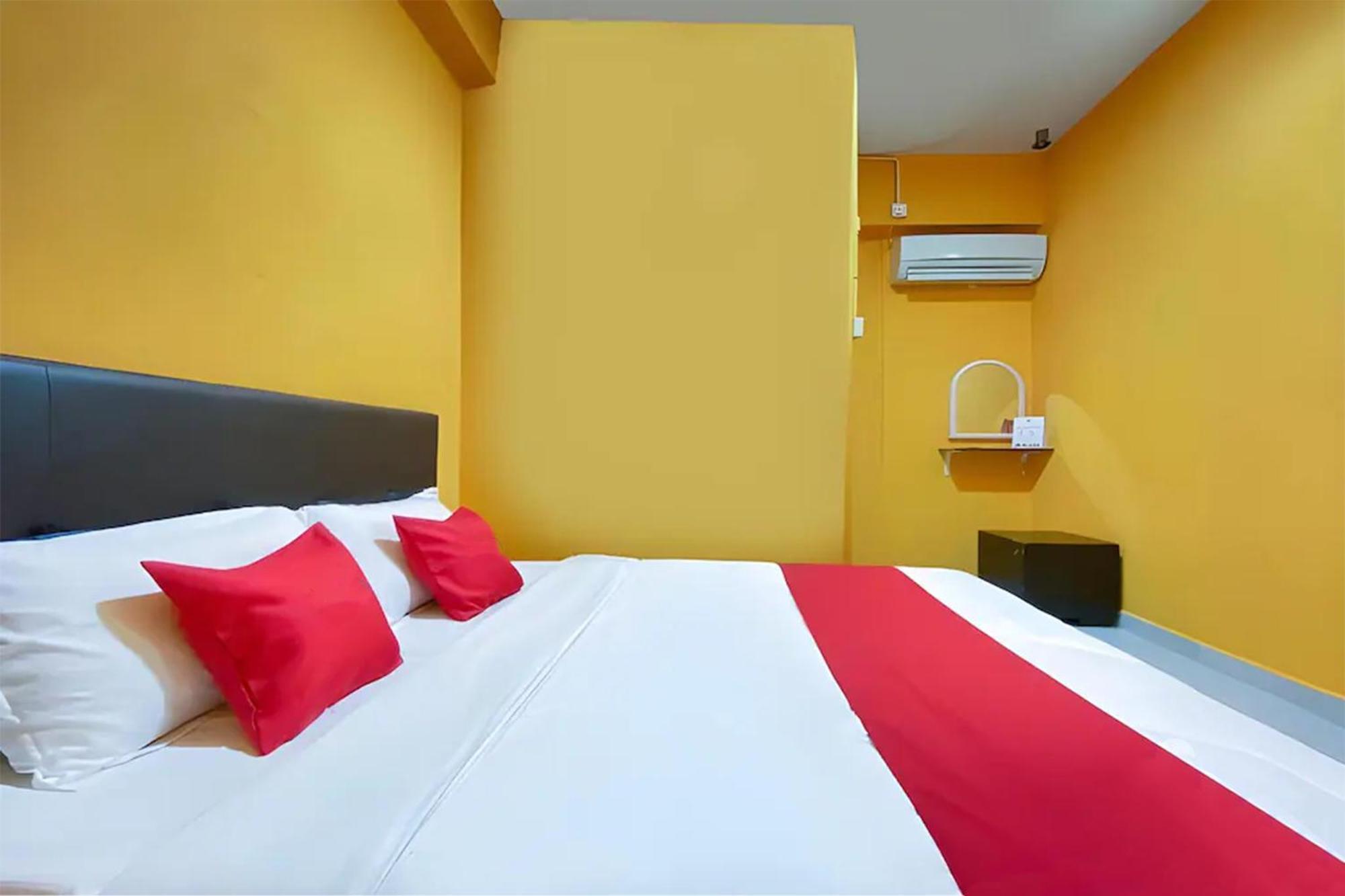 Coop Hotel Кангар Екстериор снимка