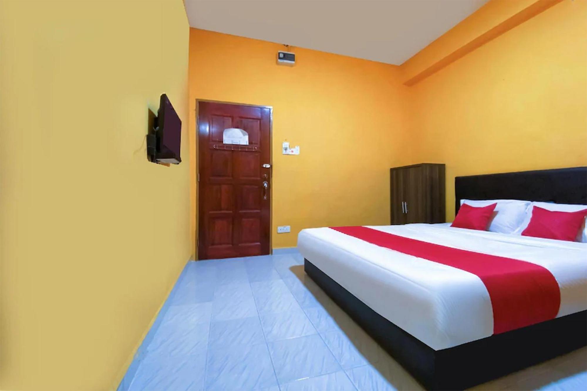 Coop Hotel Кангар Екстериор снимка