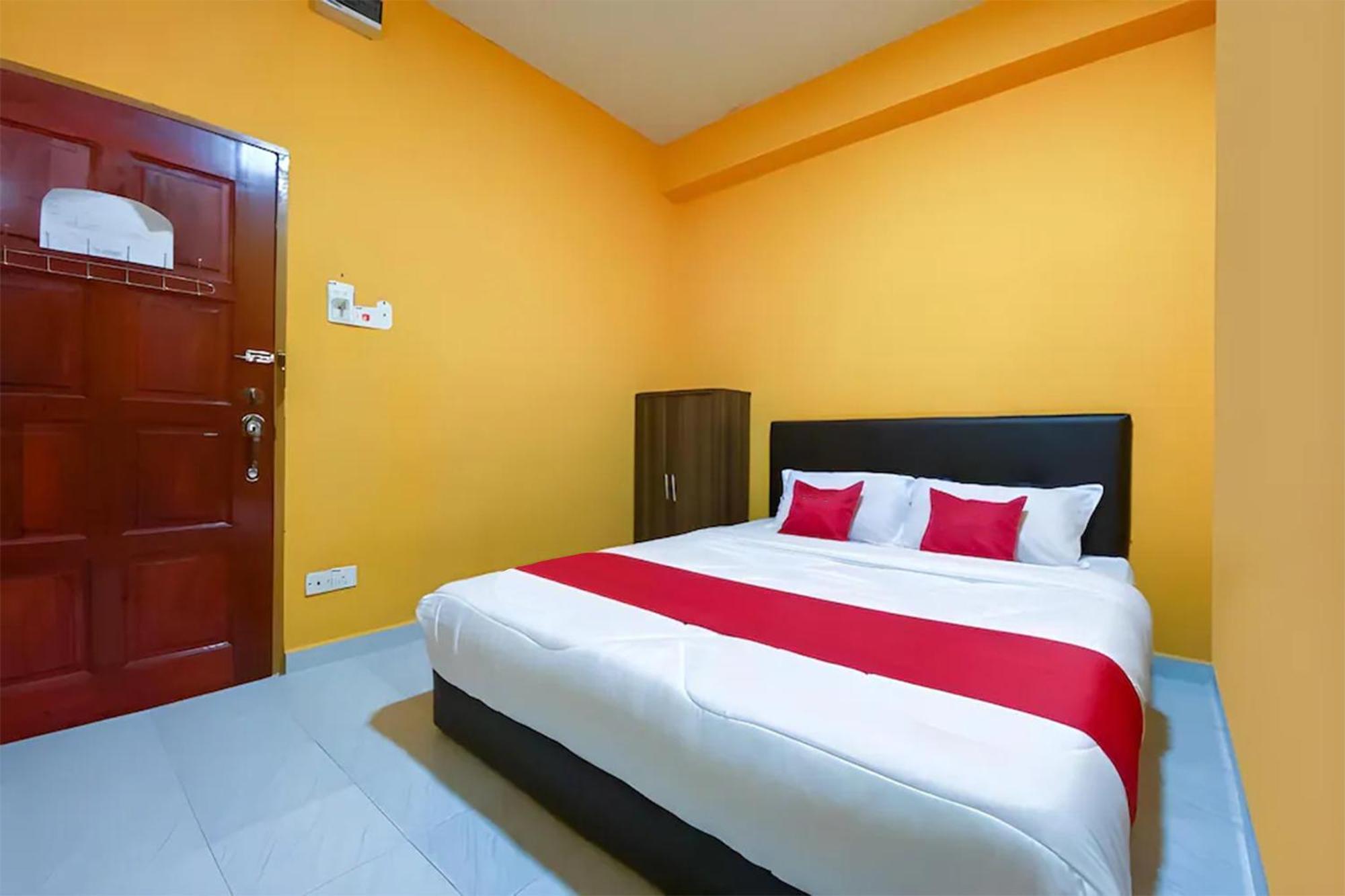 Coop Hotel Кангар Екстериор снимка