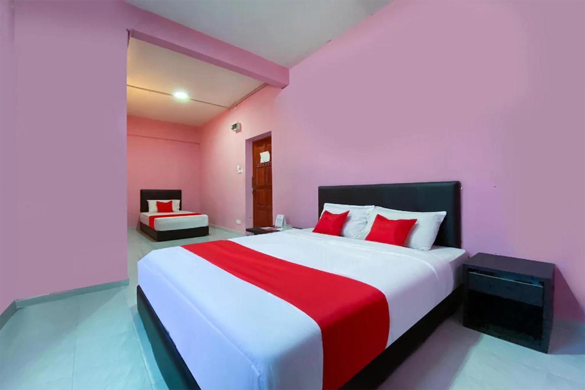 Coop Hotel Кангар Екстериор снимка