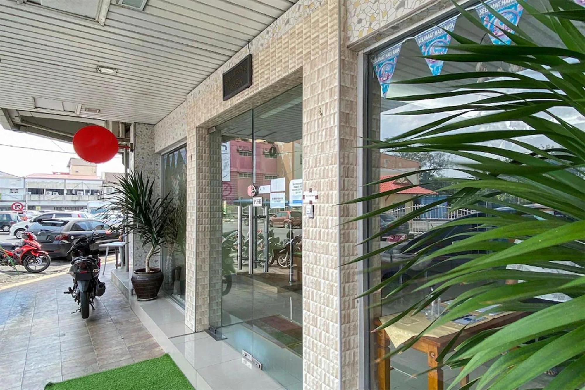 Coop Hotel Кангар Екстериор снимка